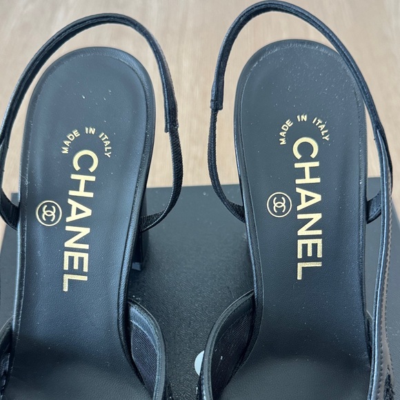 Chanel 2025 Interlocking CC Logo Slingback - Picture 3 of 8